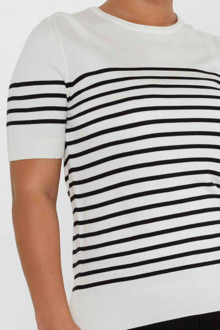 Kadın Triko Amerikan Model Ekru - 30396 | KAZEE Kadın Triko Amerikan Model Ekru - 30396 | KAZEE