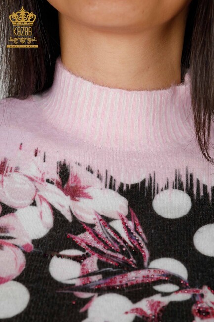 Женский трикотажный свитер с цифровым принтом Розовый - 18922 | КАZЕЕ - Thumbnail