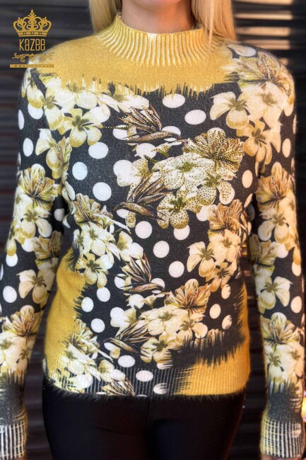 женский вязаный свитер с цифровым принтом цвета шафрана - 18922 | КАZЕЕ - Thumbnail