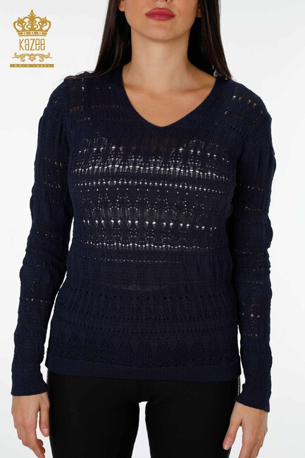 Женский трикотажный свитер с V-образным вырезом темно-синий - 14853 | КАZЕЕ - Thumbnail
