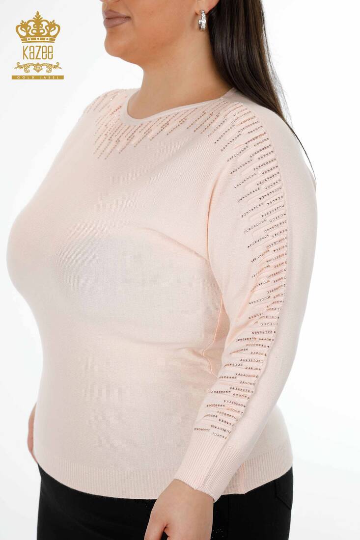 Женский трикотажный свитер с вышивкой пудрой - 15264 | КАZЕЕ