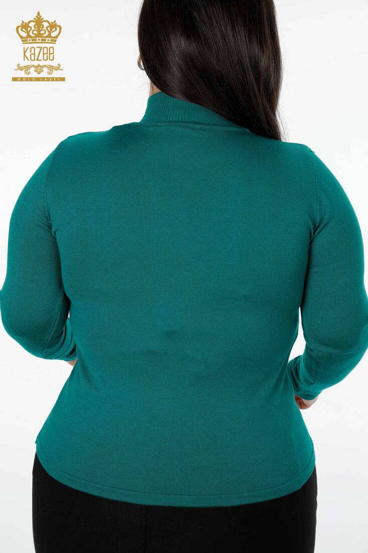Женский трикотажный свитер с вышивкой камнями зеленый - 14125 | КАZЕЕ