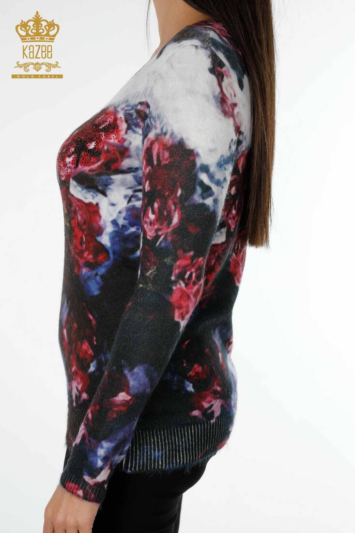 Женский вязаный свитер с цветочным узором - 18966 | КАZЕЕ